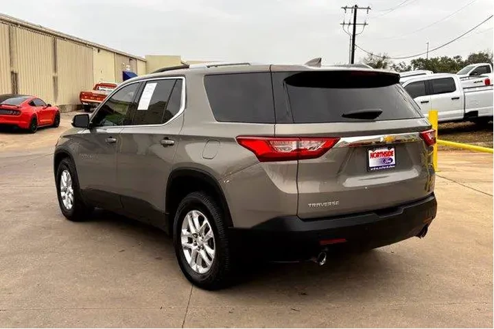$15977 : Chevrolet Traverse 2018 LT C image 8