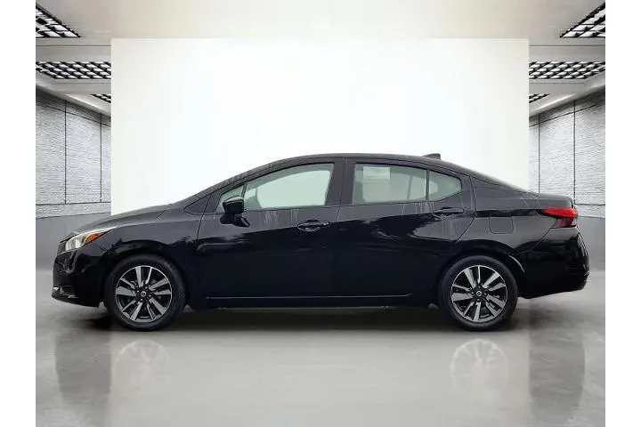$10500 : Nissan Versa 2021 SV 4dr Sed image 10