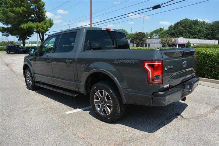 2017 F-150 XLT image 10