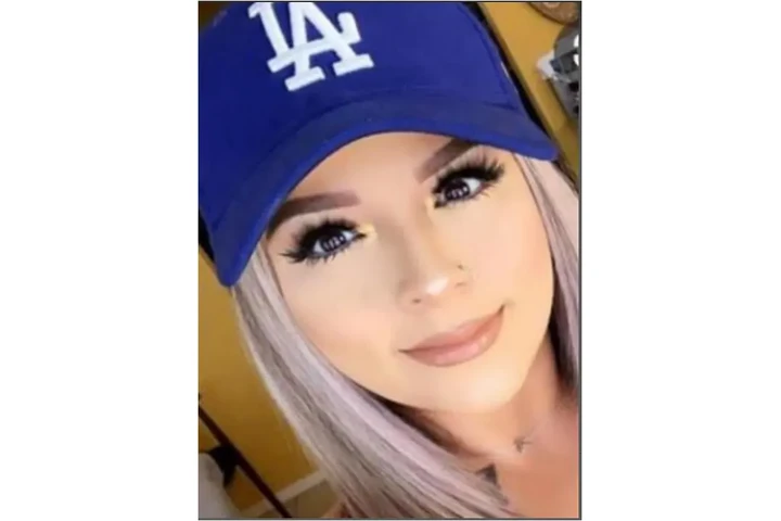 818-826-8080 VAN NUYS🤎 image 1