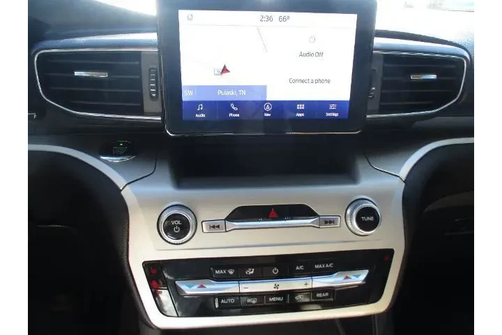 $29987 : Ford Explorer 2021 AWD XLT 4 image 6