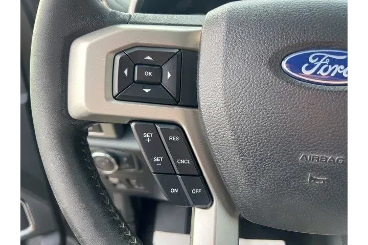 $26515 : Ford F-150 2019 4x4 Lariat 4 image 10