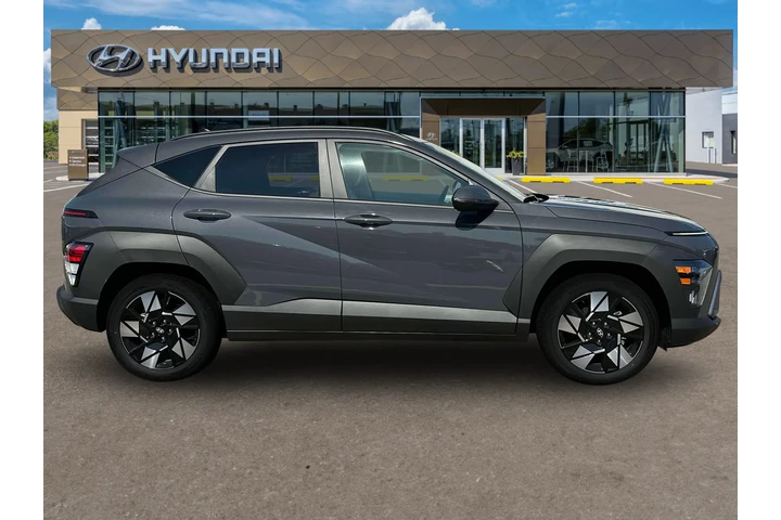 $19995 : Hyundai KONA 2024 SEL 4dr Cr image 9