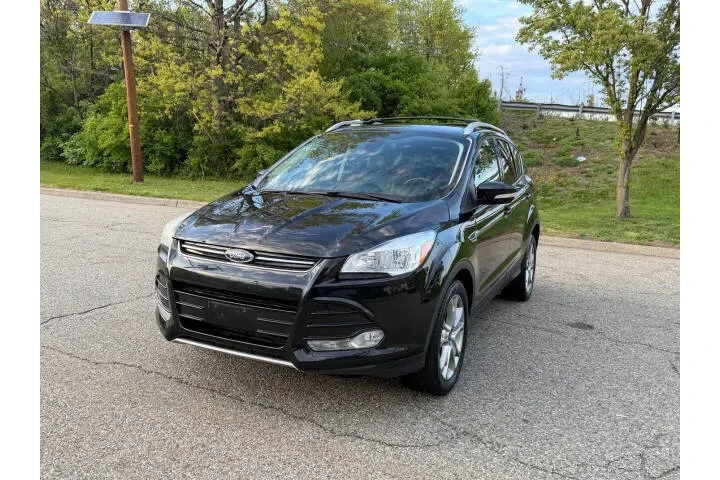 $7495 : 2014 Escape Titanium image 4