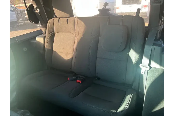 $27992 : Jeep Wrangler 2019 4x4 Sport image 7