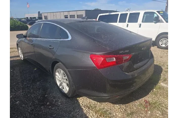 $10792 : Chevrolet Malibu 2017 LT 4dr image 3
