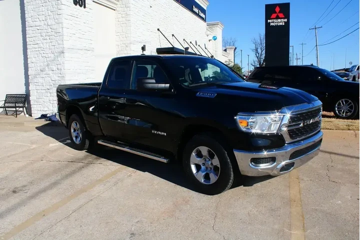 $30000 : Ram 1500 2023 4x2 Big Horn 4 image 6