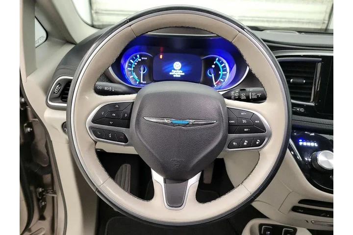 $23998 : Chrysler Pacifica Hybrid 201 image 10