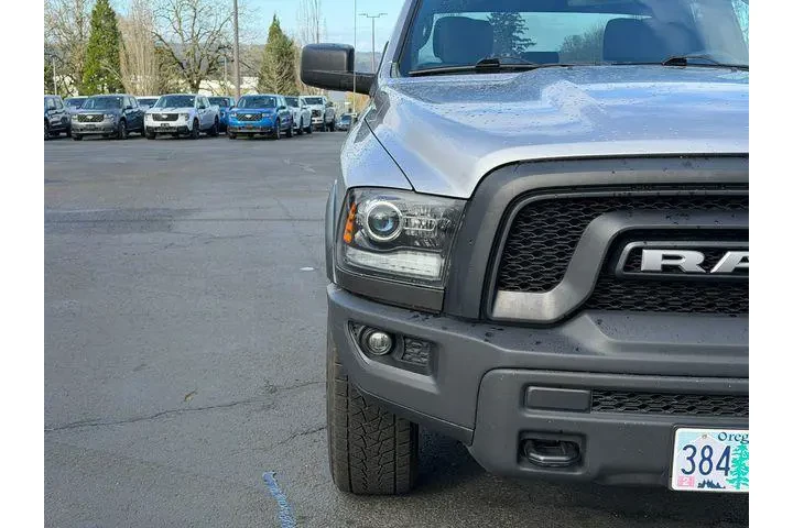 $29477 : Ram 1500 Classic 2021 4x4 SL image 9