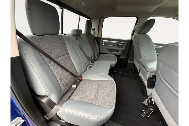 $19988 : Ram 1500 Classic 2019 4x4 SL image 9