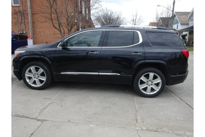 $11900 : 2017 GMC Acadia AWD 4dr Denali image 7