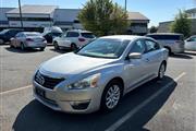 PRE-OWNED 2015 NISSAN ALTIMA en Madison WV