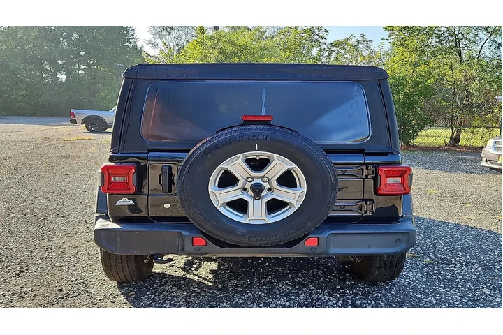 $15895 : Jeep Wrangler Unlimited 2019 image 4