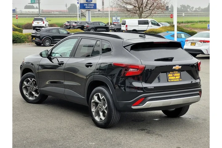 $22898 : Chevrolet Trax 2025 LT 4dr C image 6