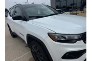 $23643 : Jeep Compass 2024 4x4 Latitu thumbnail