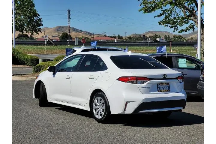 $20700 : Toyota Corolla 2022 LE 4dr S image 6
