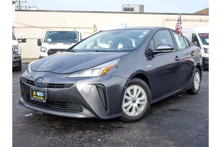 $17997 : Toyota Prius 2019 L Eco 4dr image 1