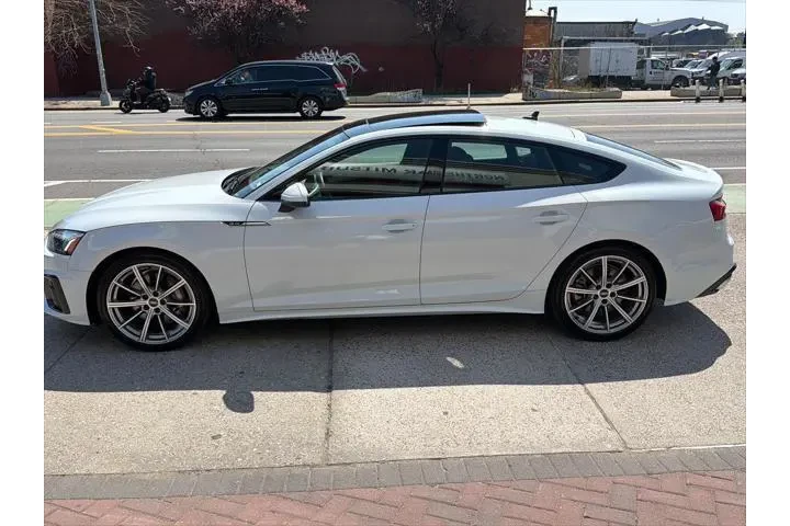 $32490 : Audi A5 Sportback 2025 AWD q image 3