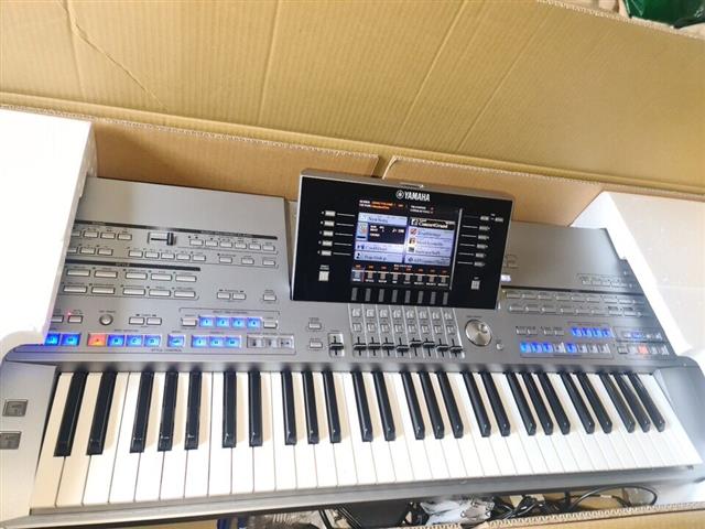 Yamaha Tyros5-61 Arranger Work image 1