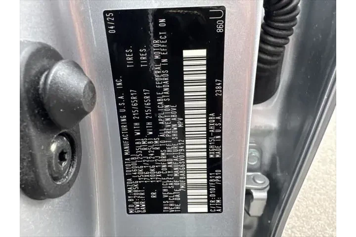 $27990 : Toyota Corolla Cross Hybrid image 10