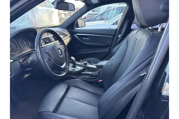 $16251 : BMW 3 Series 2017 330i 4dr S image 7