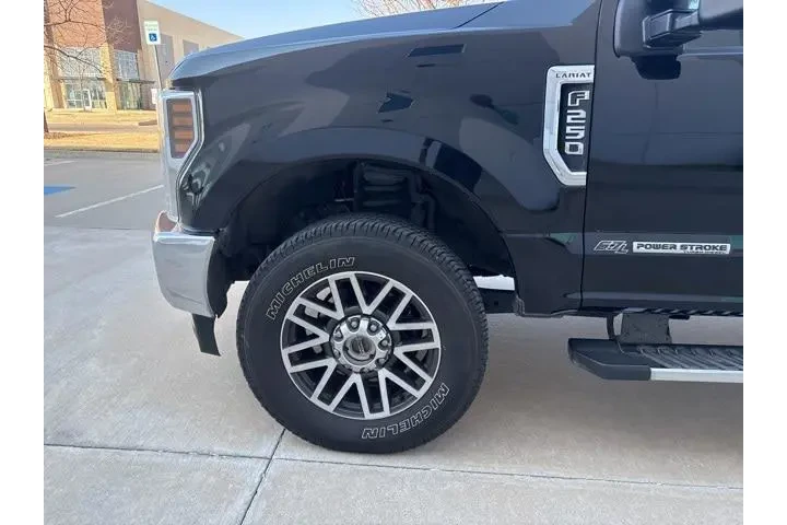 $35451 : Ford F-250 Super Duty 2018 4 image 9