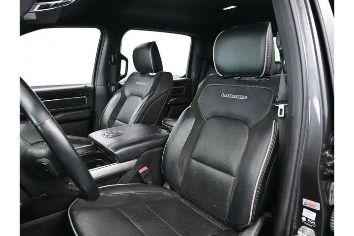 $32995 : Ram 1500 2022 4x2 Laramie 4d image 10