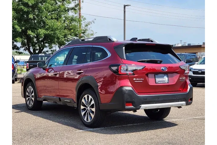$27495 : 2025 Outback Touring XT image 8