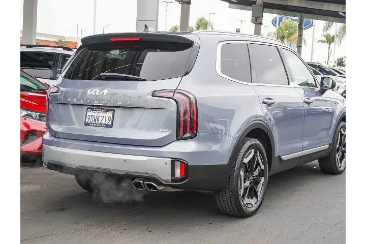 $34992 : Kia Telluride 2023 AWD EX 4d image 9