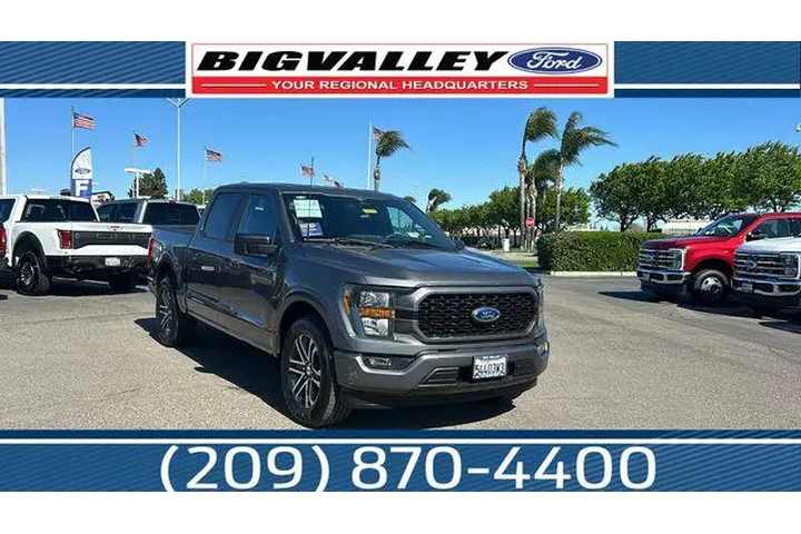 $29995 : Ford F-150 2023 4x2 XL 4dr S image 1