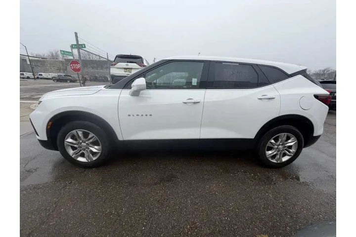 2020 Blazer LT image 5