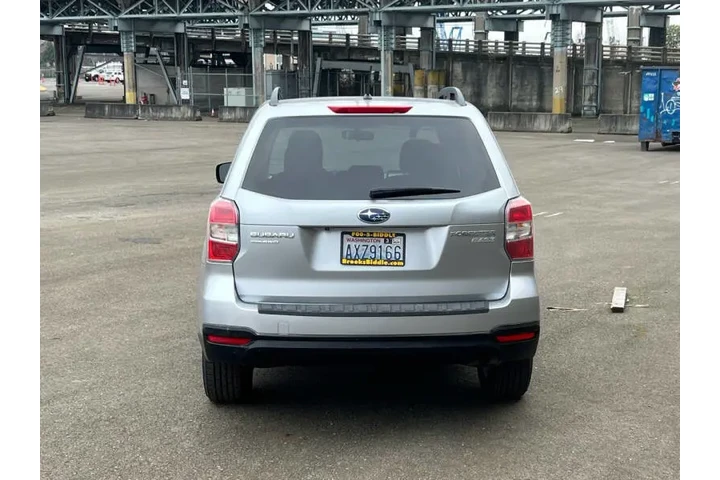 $8988 : 2014 Forester 2.5i Premium image 6