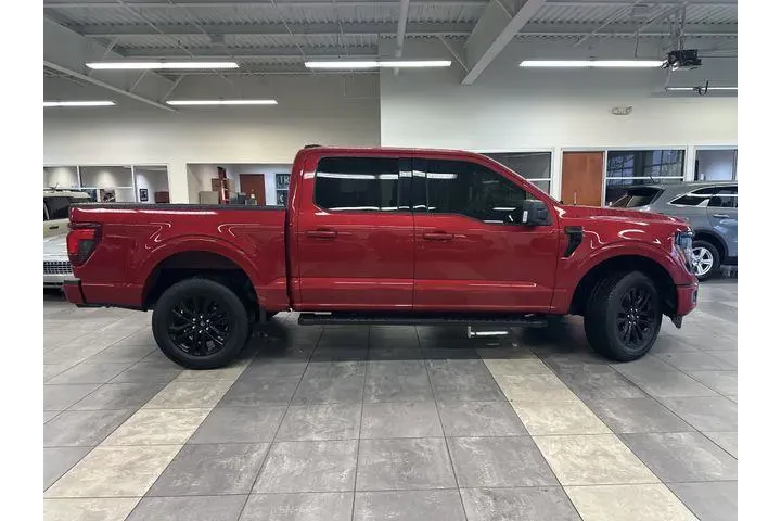 $36000 : Ford F-150 2024 4x4 XLT 4dr image 10