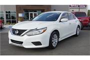 $9984 : 2017 Altima 2.5 S thumbnail