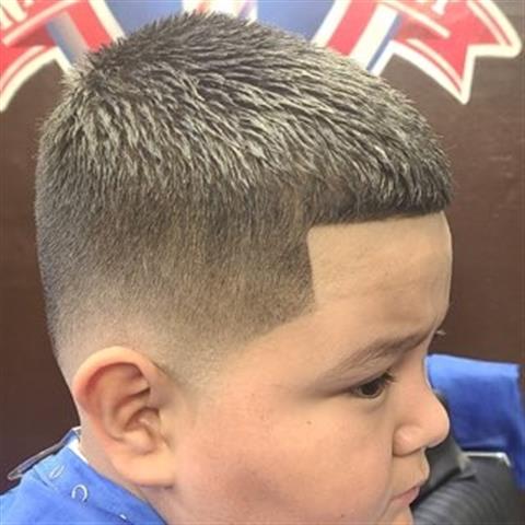 Navarro's Barbershop image 3