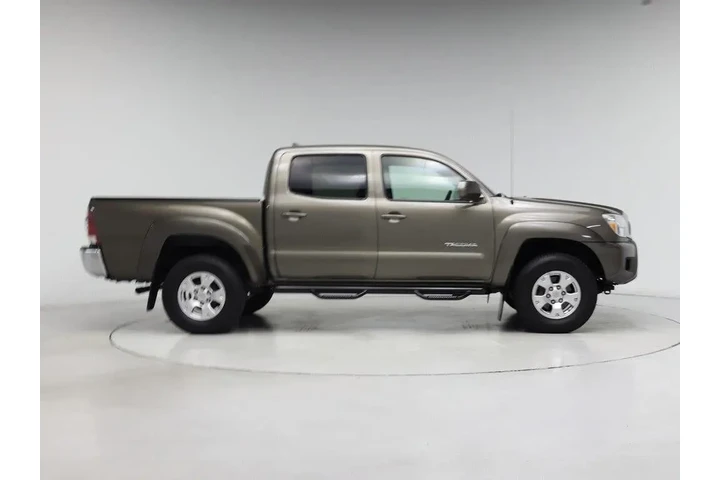 $29998 : Toyota Tacoma 2015 4x2 PreRu image 7