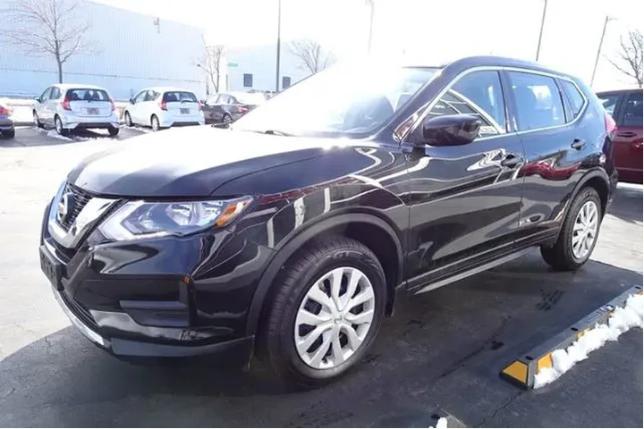 $11990 : 2017 Rogue image 4