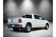 $32581 : Ram 1500 2024 4x2 Laramie 4d thumbnail