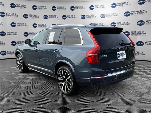 $57302 : PRE-OWNED 2023 VOLVO XC90 B6 image 3