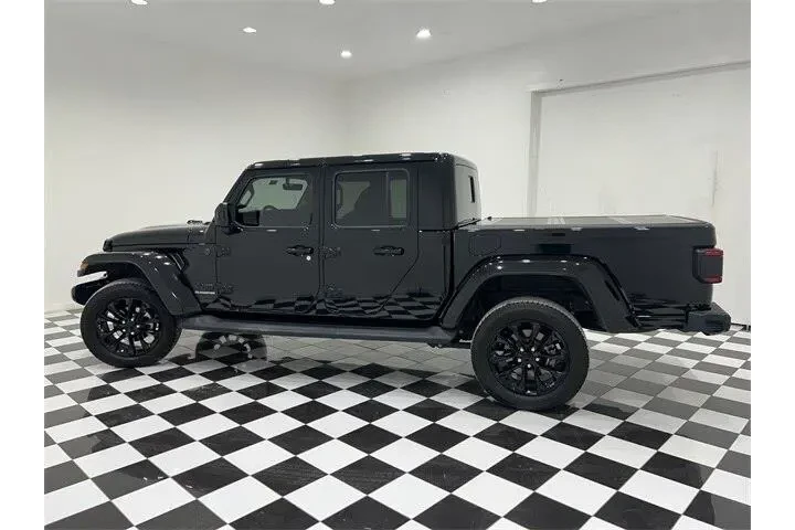 $36890 : Jeep Gladiator 2021 4x4 Over image 2