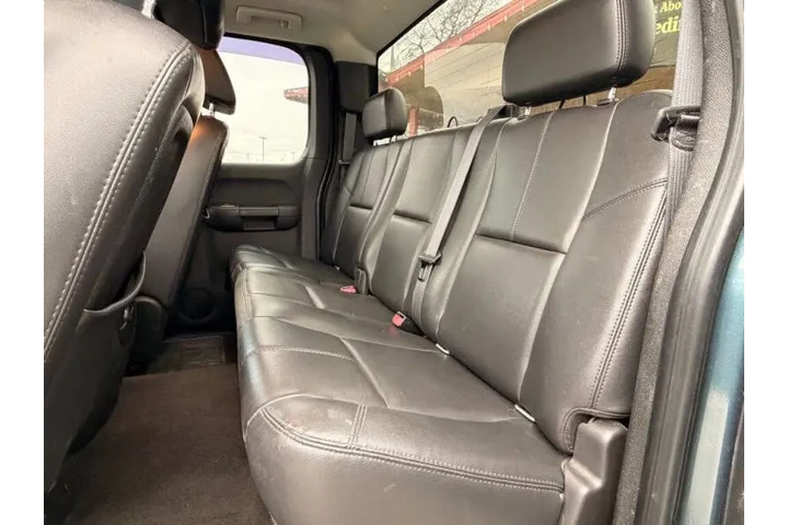 $19990 : 2007 Silverado 2500HD image 5