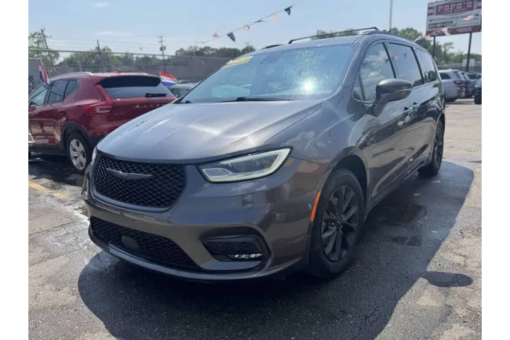 $20995 : 2021 Pacifica Touring L image 4