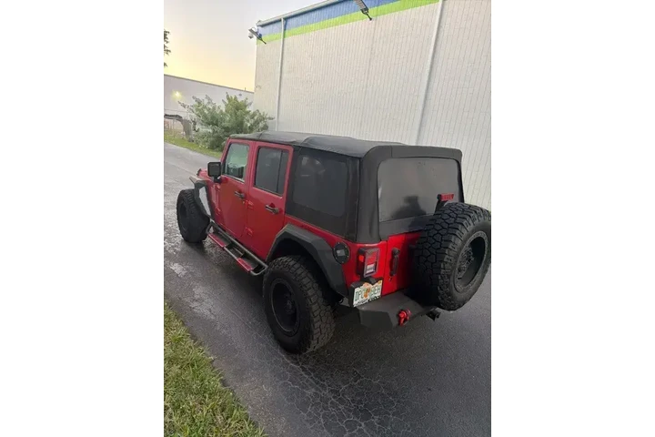 $19990 : Jeep Wrangler Unlimited 2017 image 8