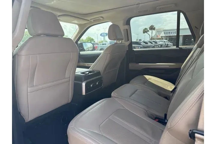 $39991 : Ford Expedition MAX 2024 4x2 image 8