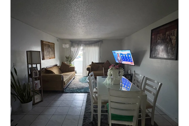 $850 : RENTA HABITACION 850$ MIAMI image 7