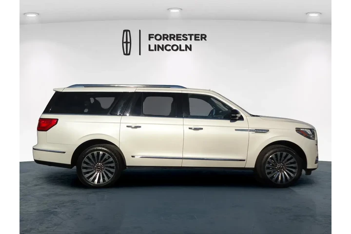 $32900 : Lincoln Navigator L 2019 4x4 image 2