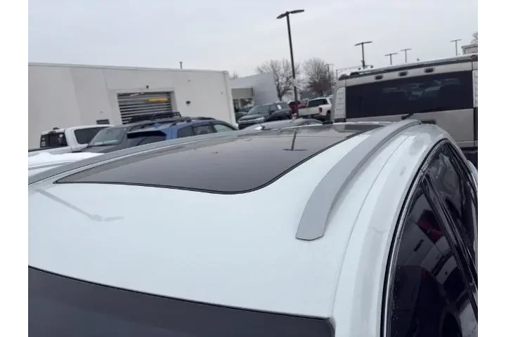 $24250 : Volkswagen Atlas Cross Sport image 3