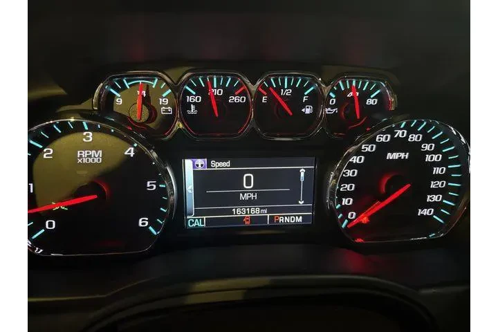 $15000 : Chevrolet Suburban 2015 4x2 image 2