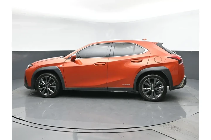 $17526 : Lexus UX 250h 2019 AWD 4dr C image 1