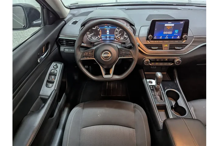 $21997 : Nissan Altima 2024 2.5 SV 4d image 7